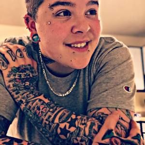 Meet your Posher, Cortney